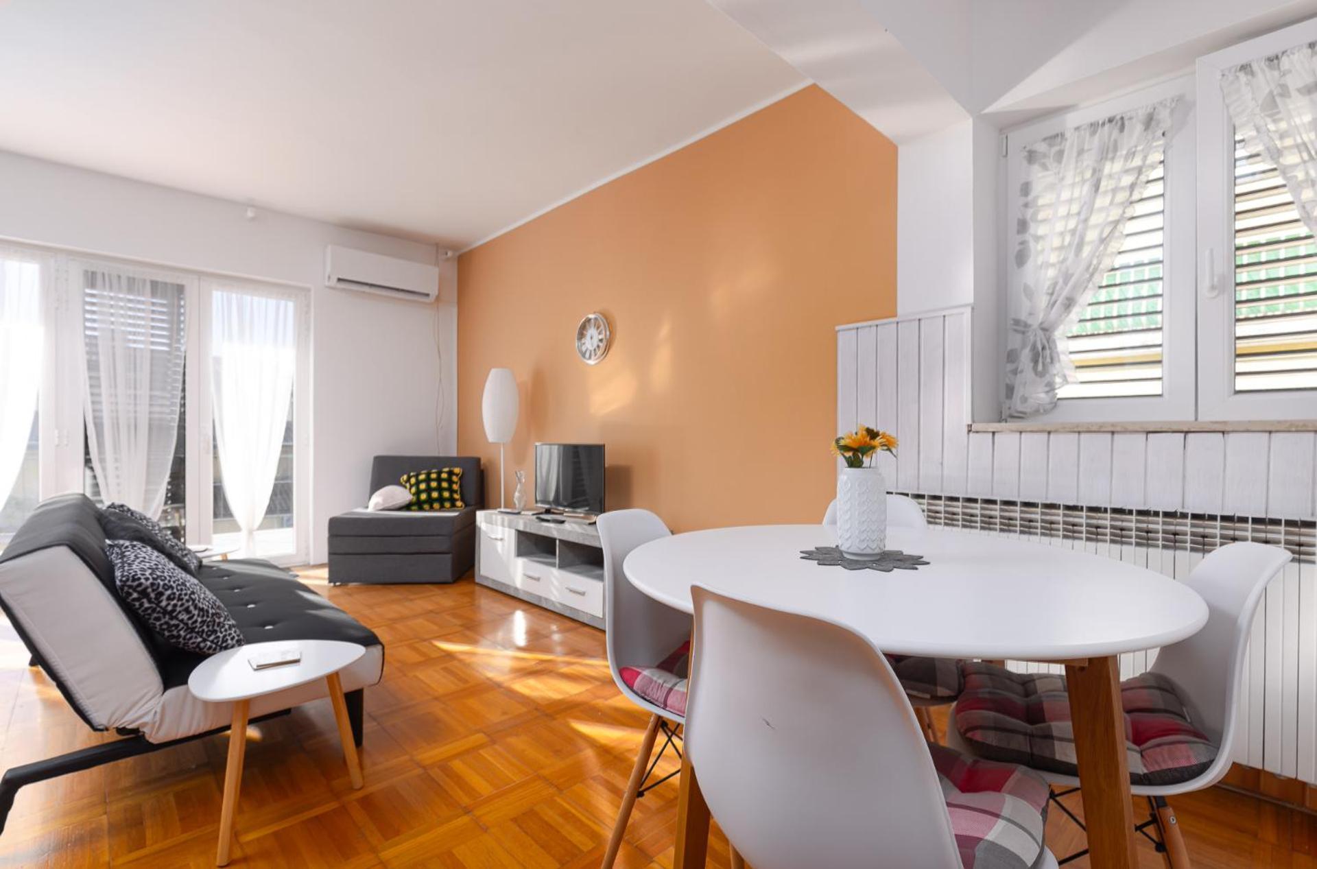 Milo Apartment โปเรช ภายนอก รูปภาพ