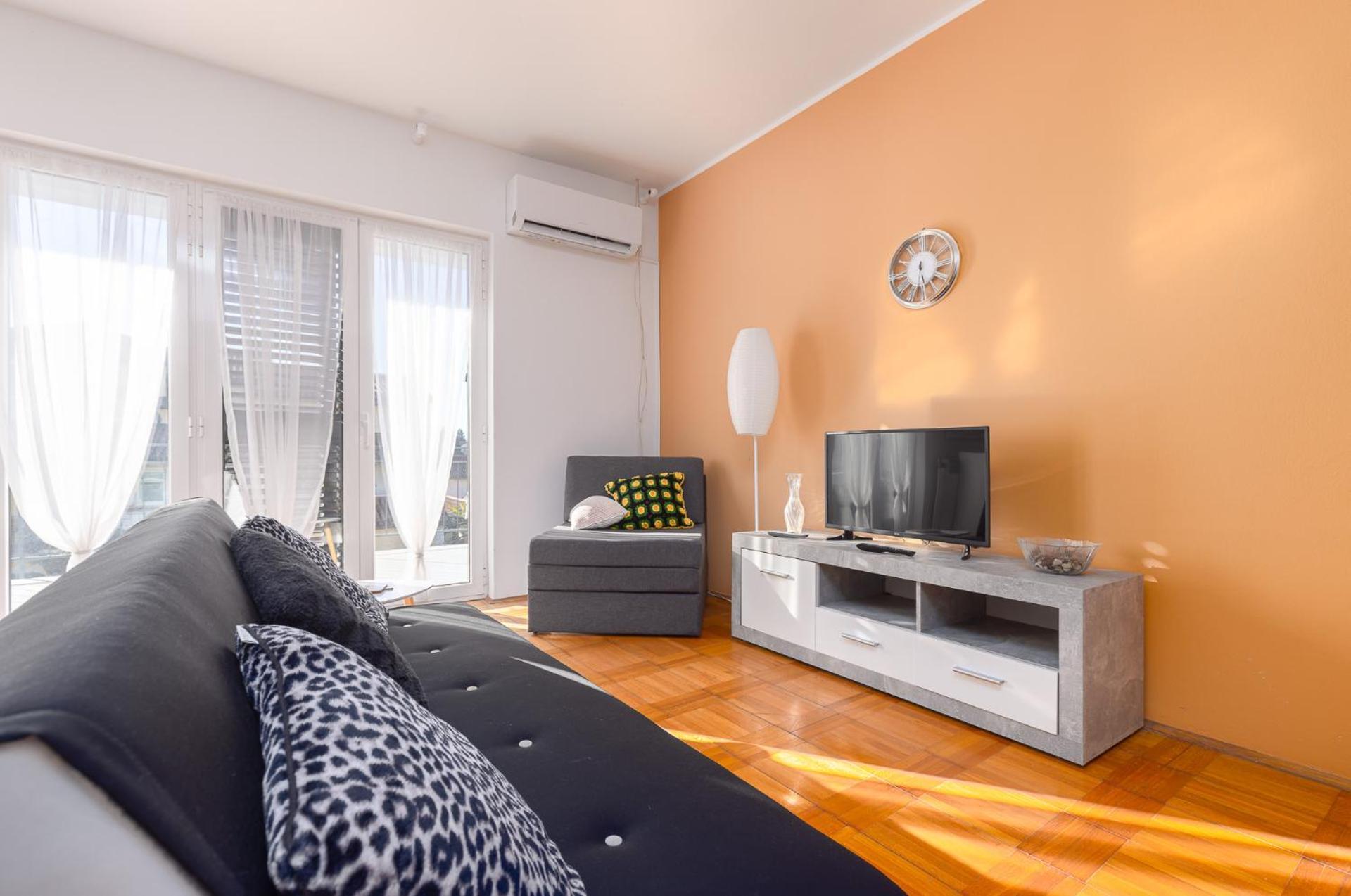 Milo Apartment โปเรช ภายนอก รูปภาพ